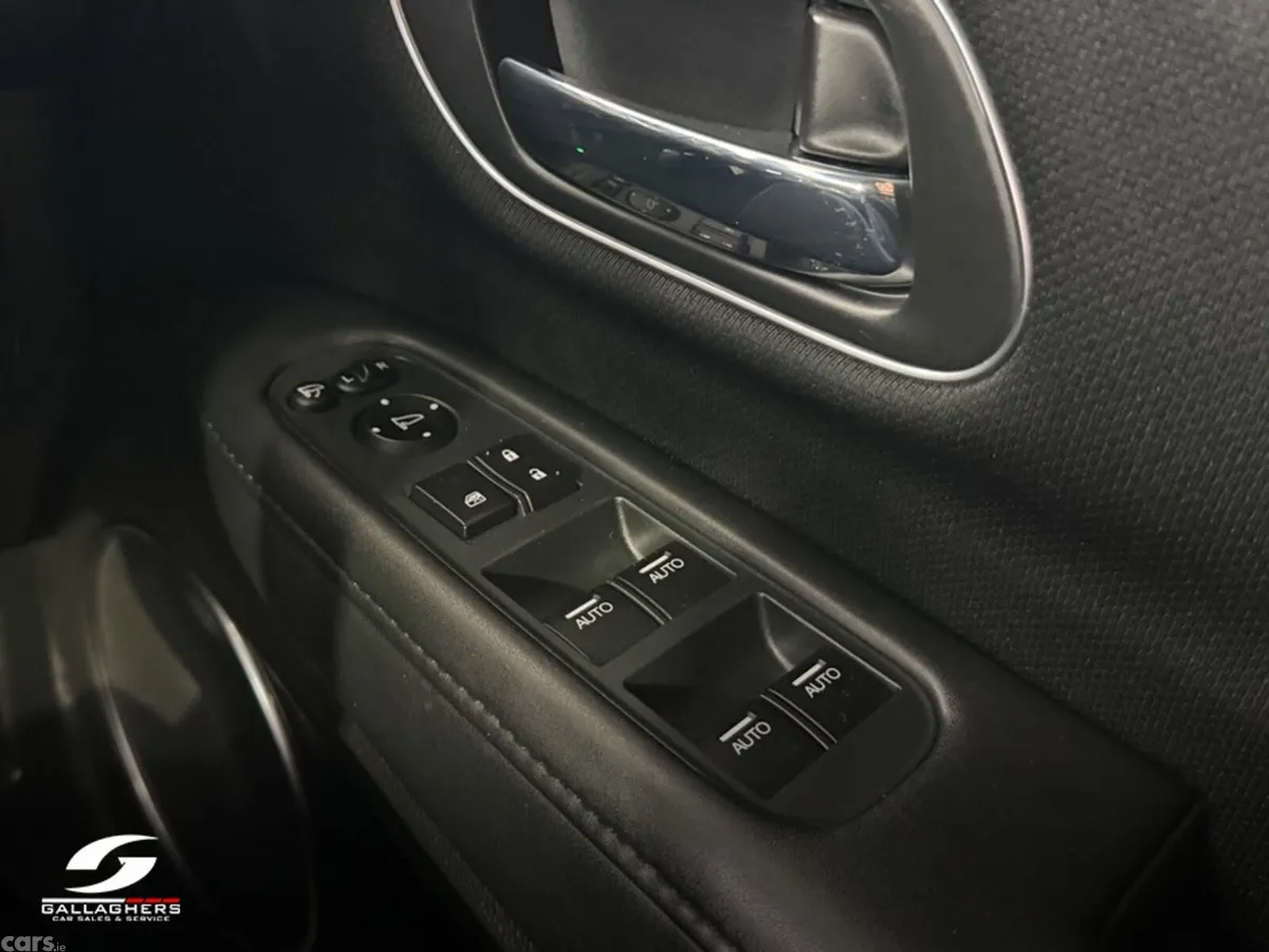 Honda Vezel SUV, Petrol Hybrid, 2021, Black