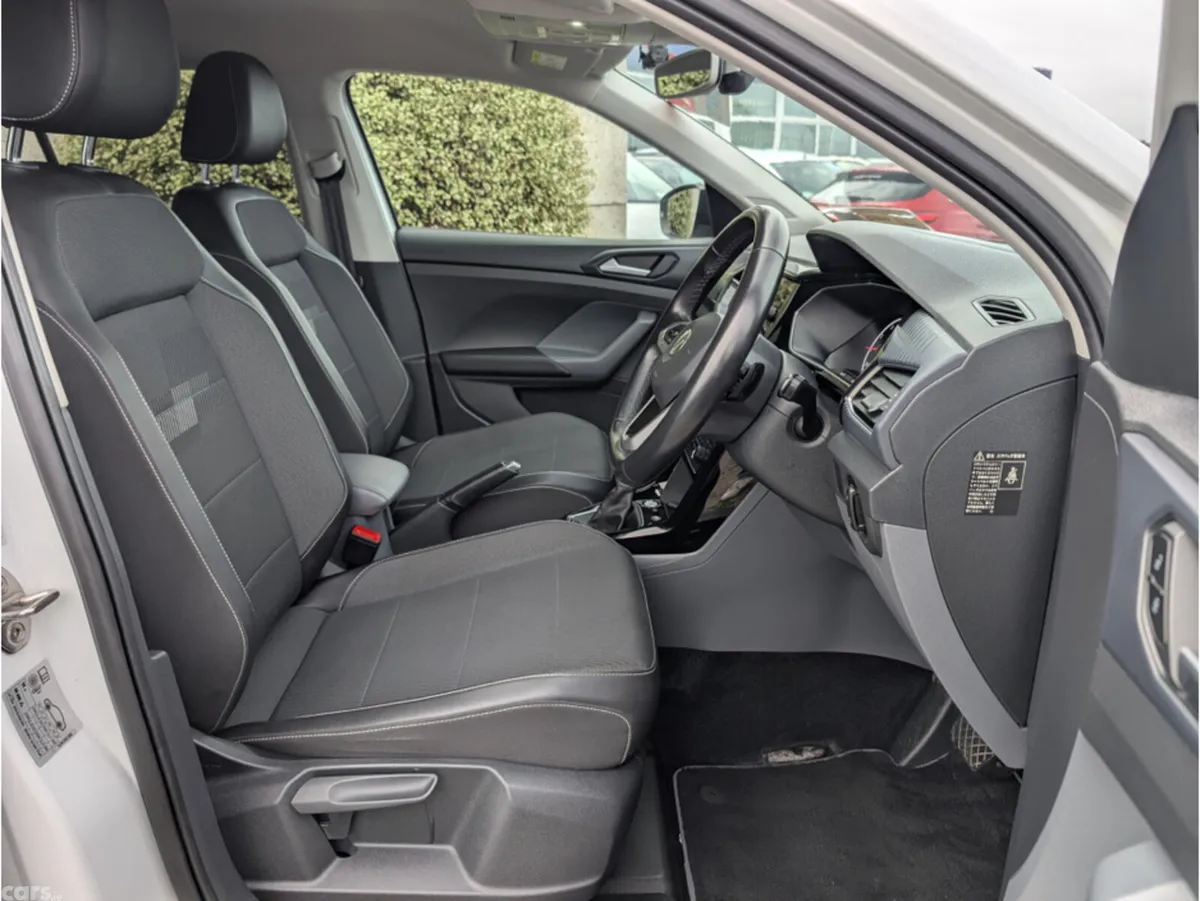 Volkswagen T-Cross SUV, Petrol, 2020, White