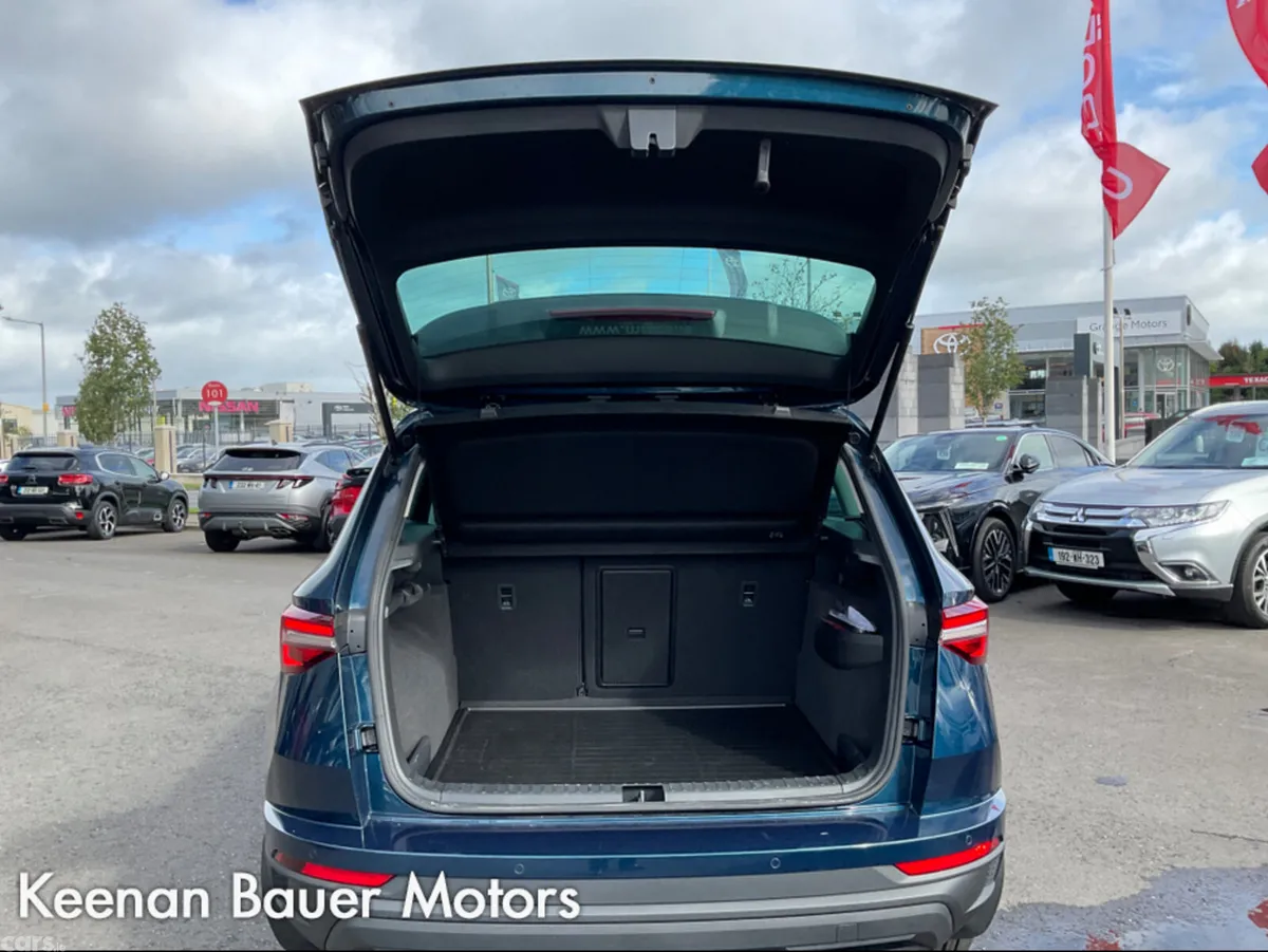 Skoda Karoq SUV, Diesel, 2023, Blue