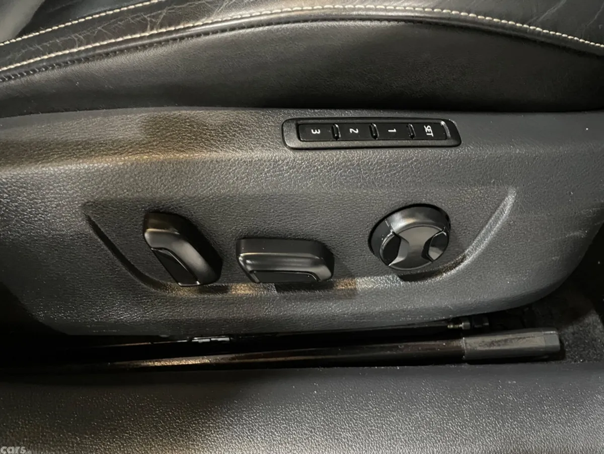 Skoda Superb Hatchback, Diesel, 2021, Green