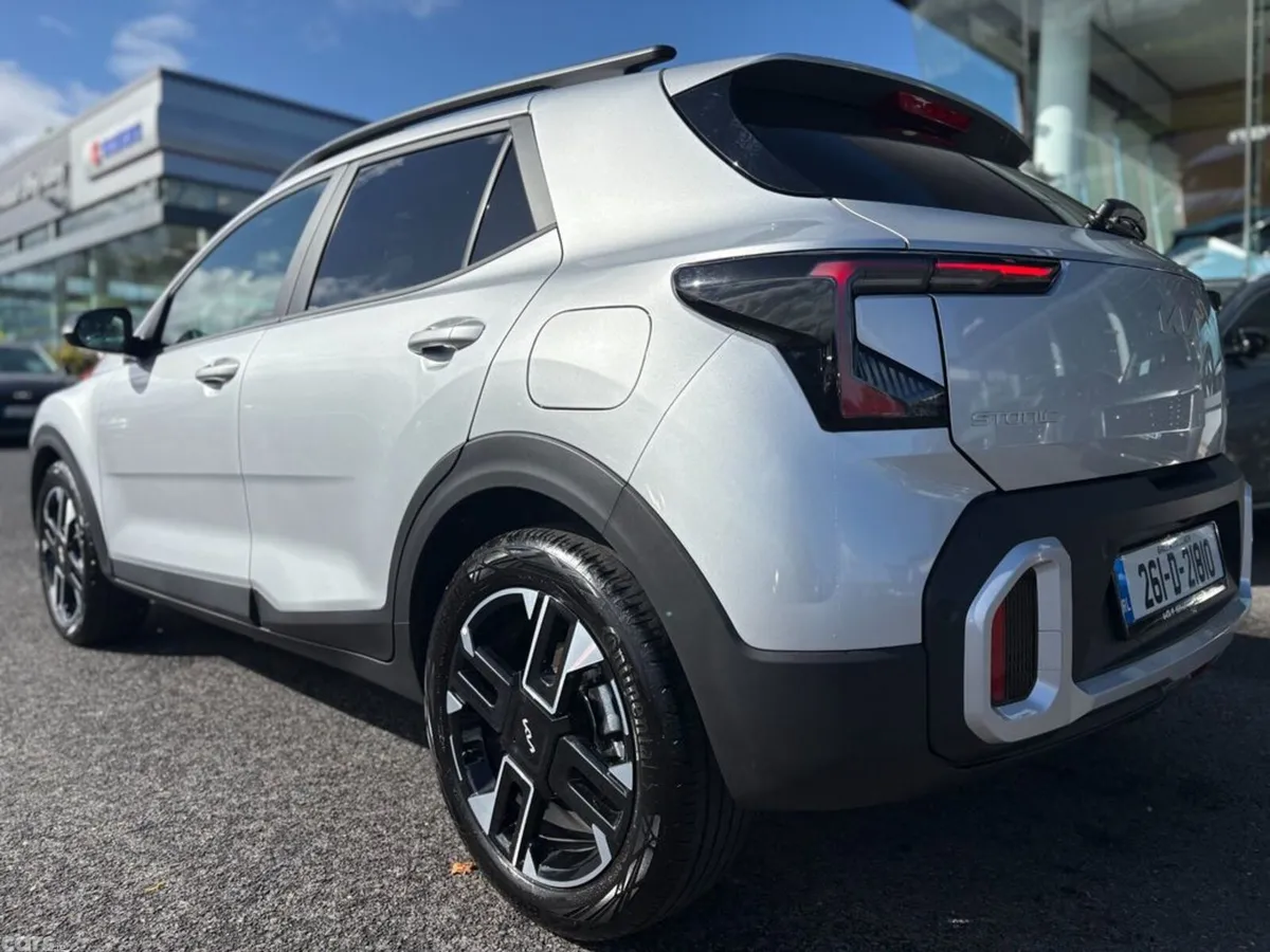 Kia Stonic Estate, Petrol Hybrid, 2026, Grey