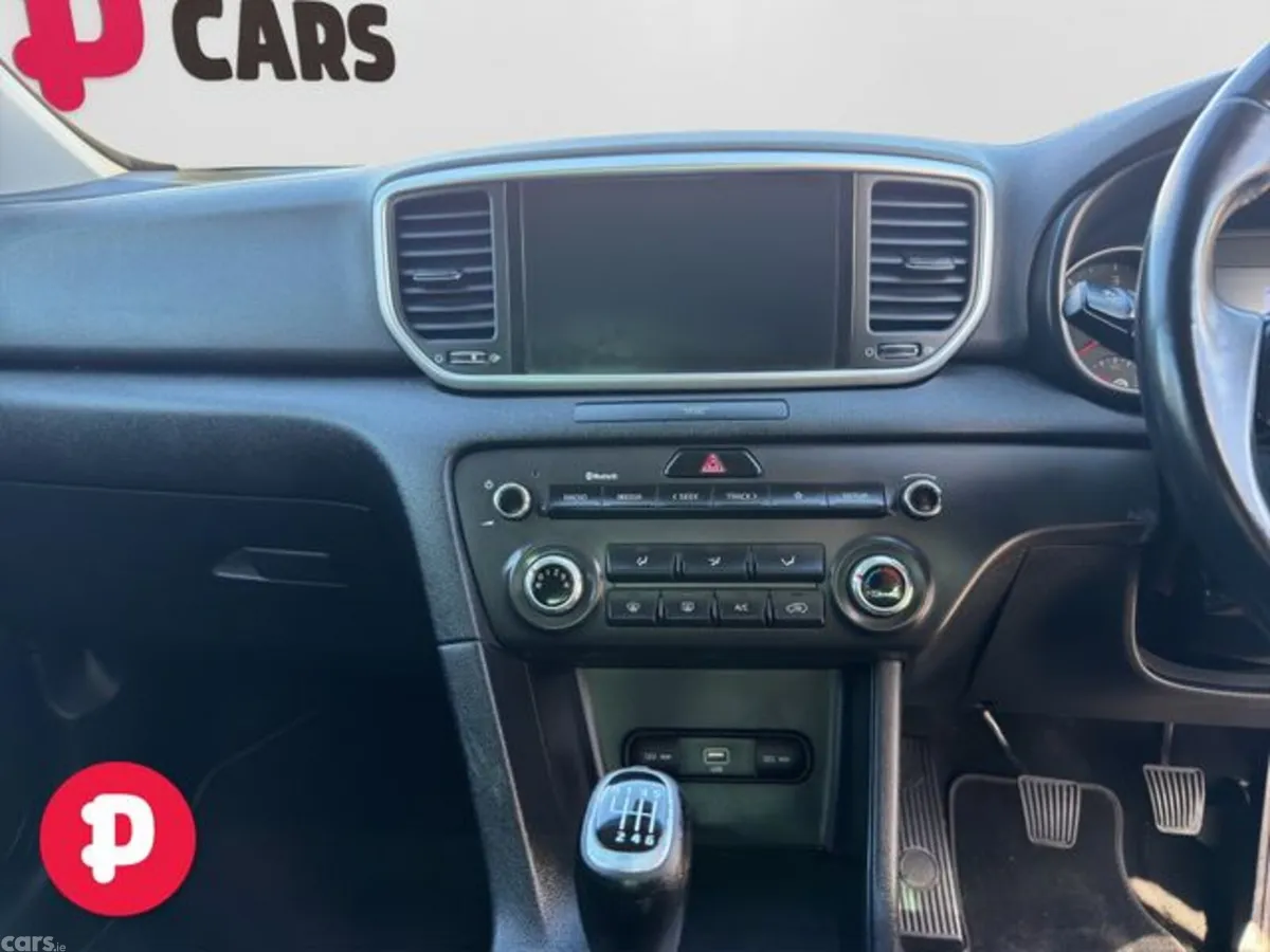 Kia Sportage MPV, Diesel Hybrid, 2021, White