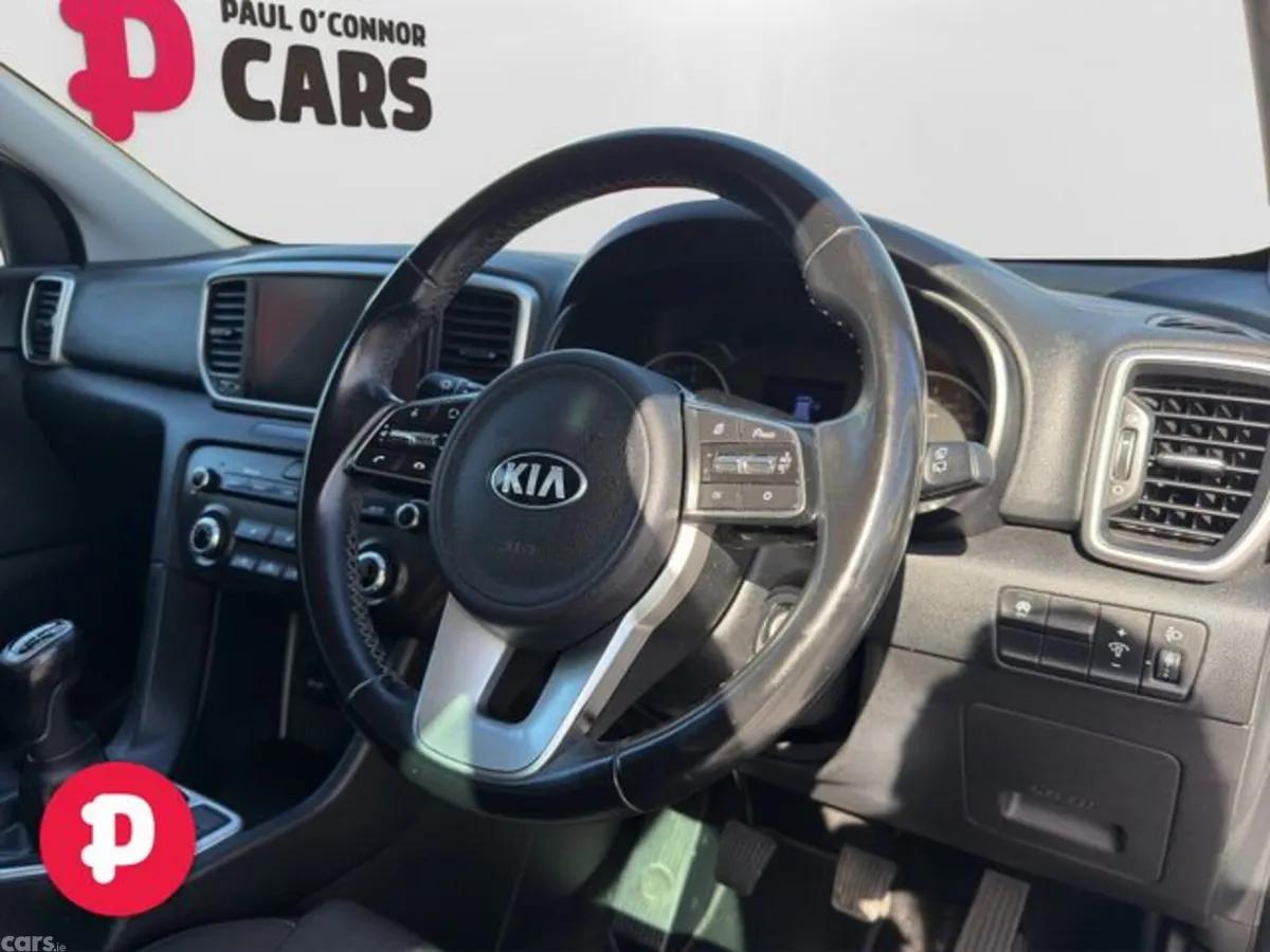 Kia Sportage MPV, Diesel Hybrid, 2021, White
