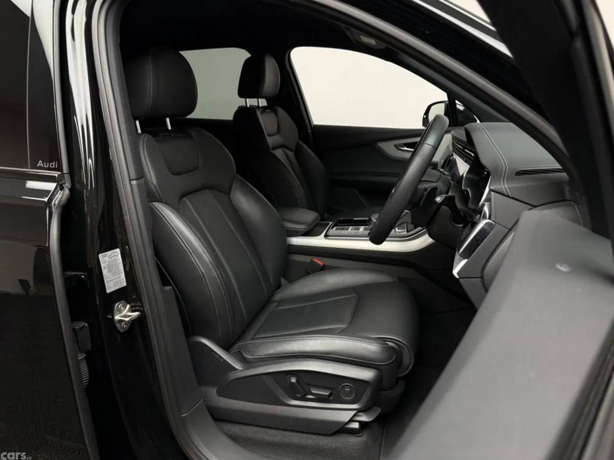 Audi Q7 SUV, Petrol Plug-in Hybrid, 2025, Black
