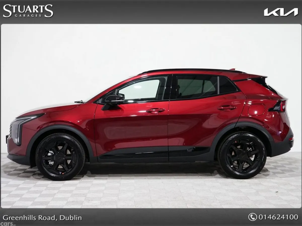 Kia Sportage MPV, Petrol Hybrid, 2026, Red