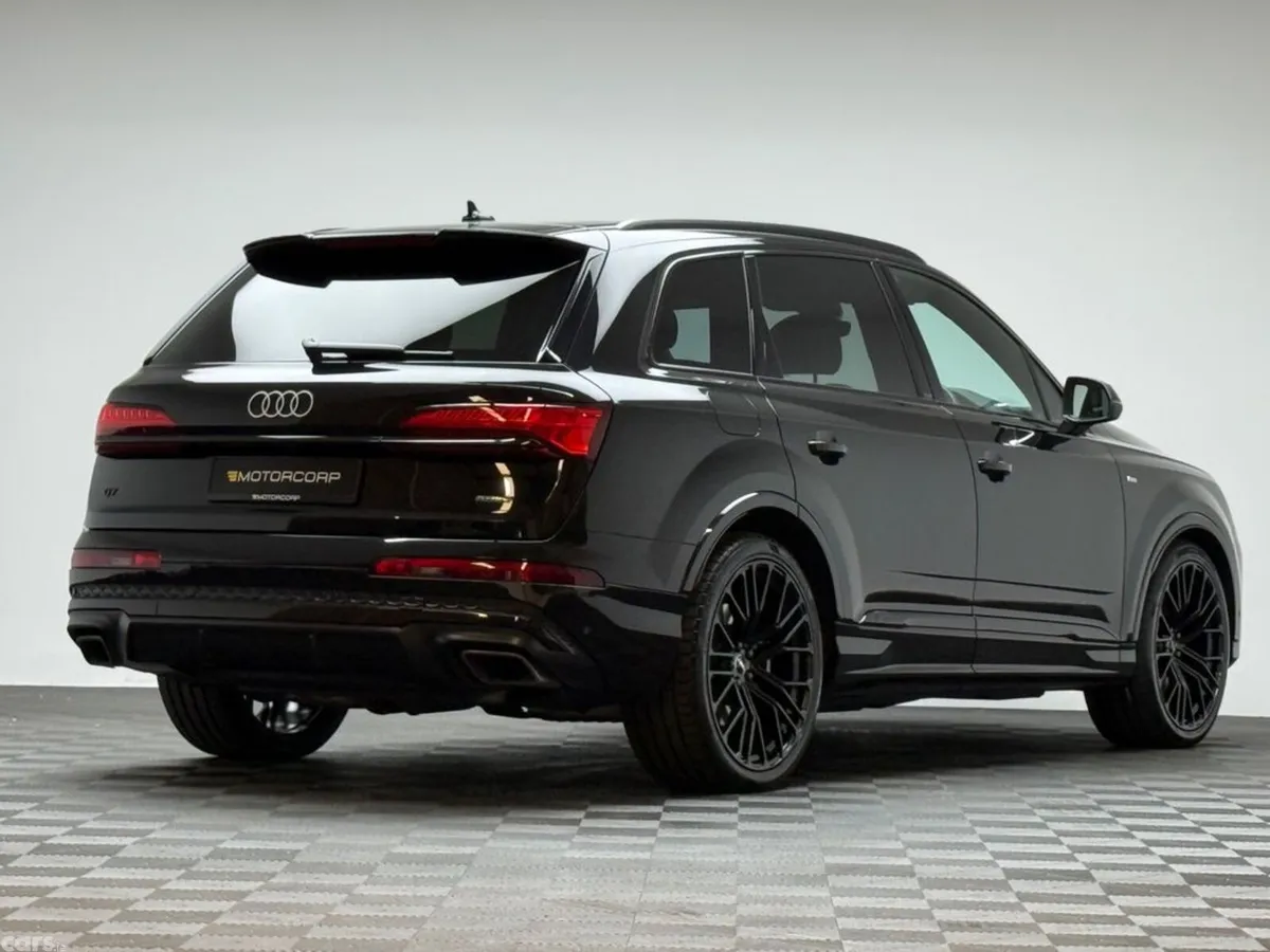 Audi Q7 SUV, Petrol Plug-in Hybrid, 2025, Black