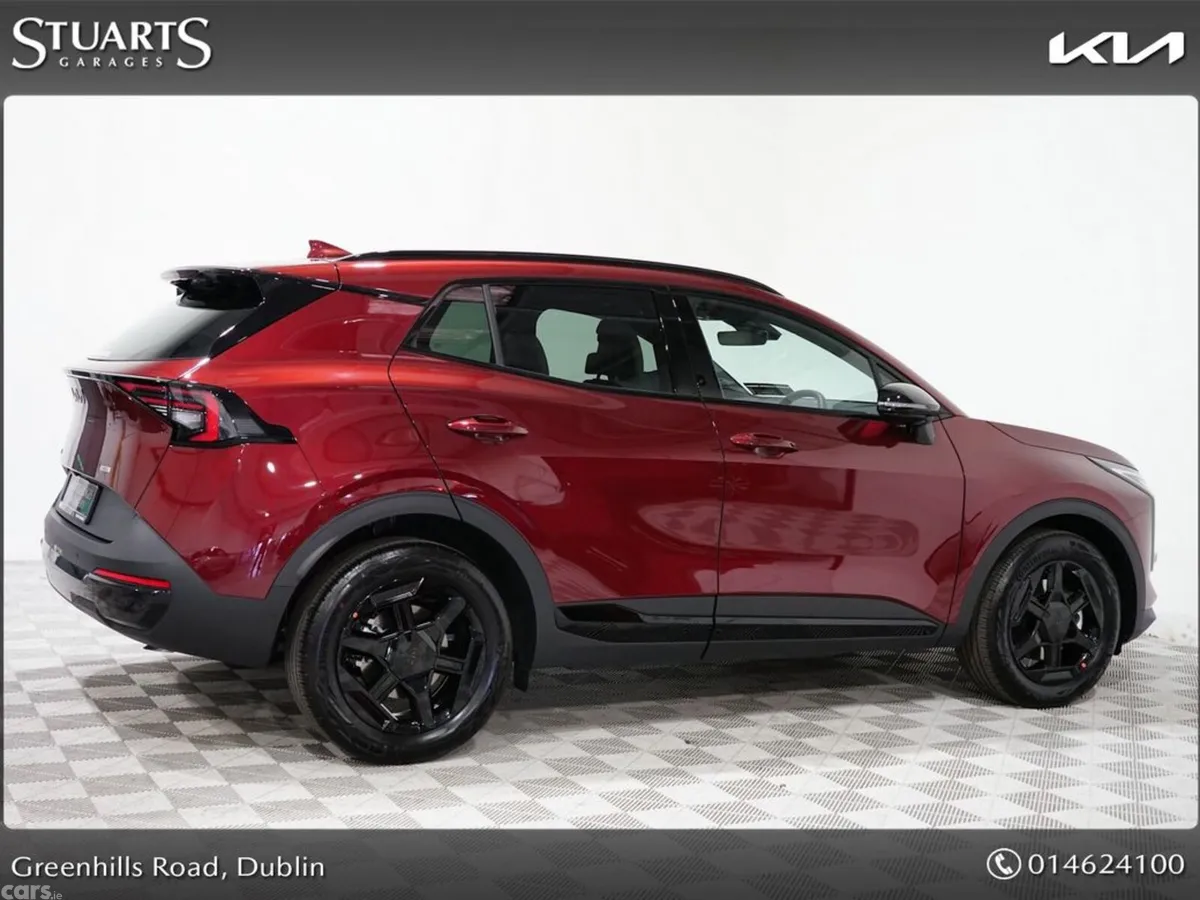 Kia Sportage MPV, Petrol Hybrid, 2026, Red
