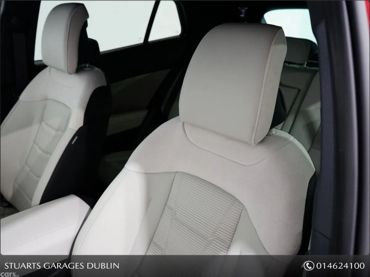 Kia Sportage MPV, Petrol Hybrid, 2026, Red