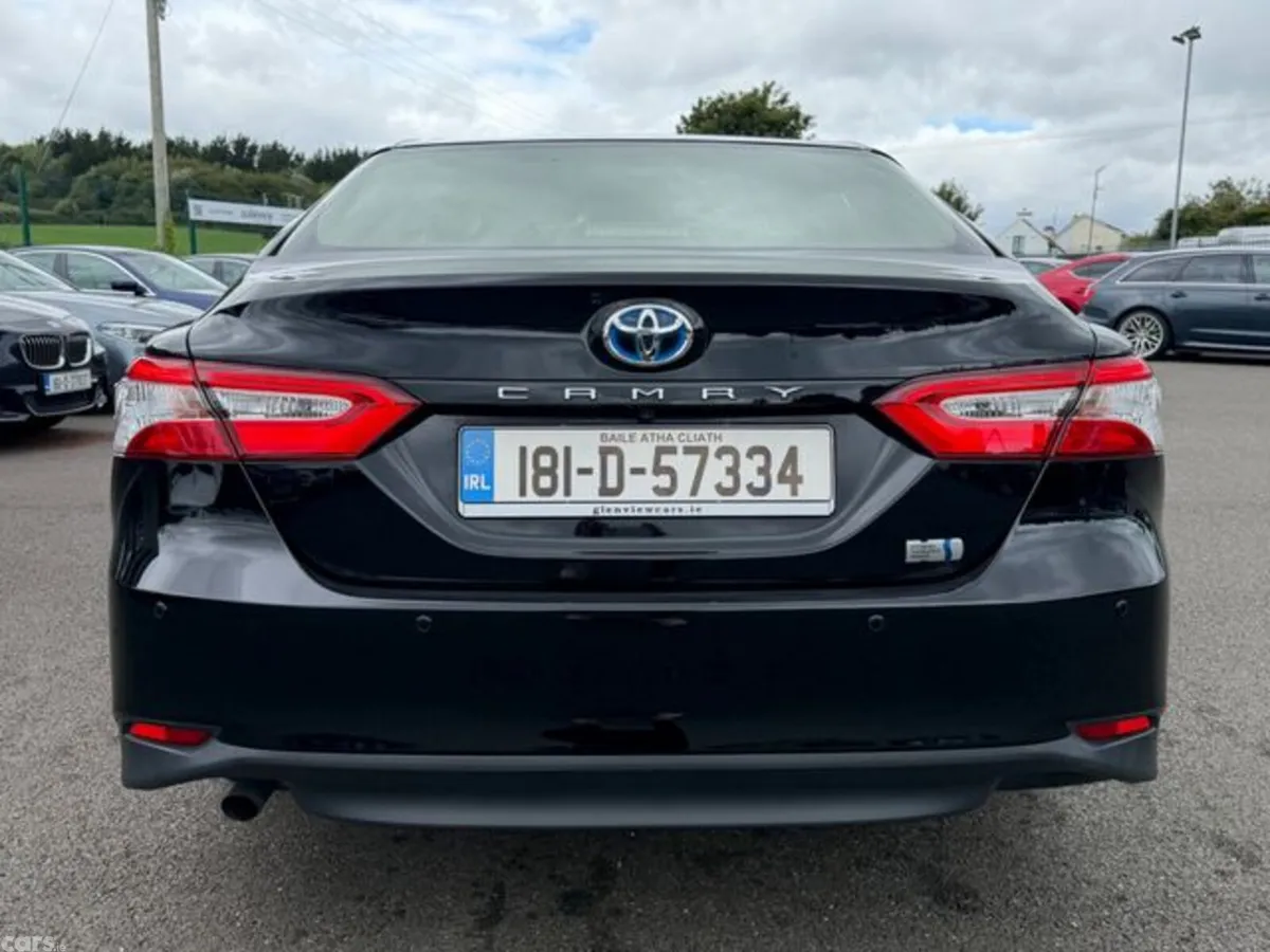 Toyota Camry Saloon, Petrol Hybrid, 2018, Black