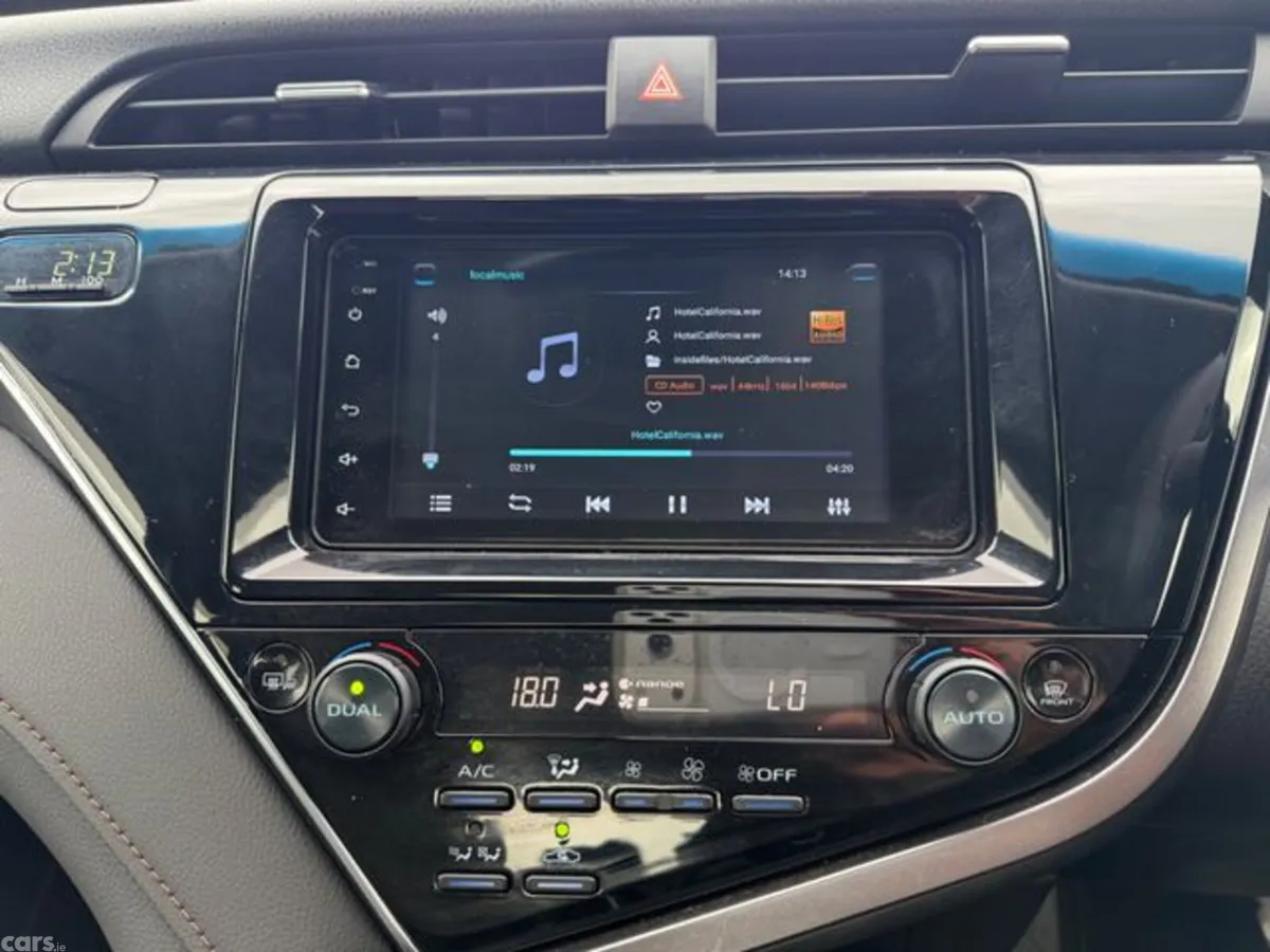 Toyota Camry Saloon, Petrol Hybrid, 2018, Black