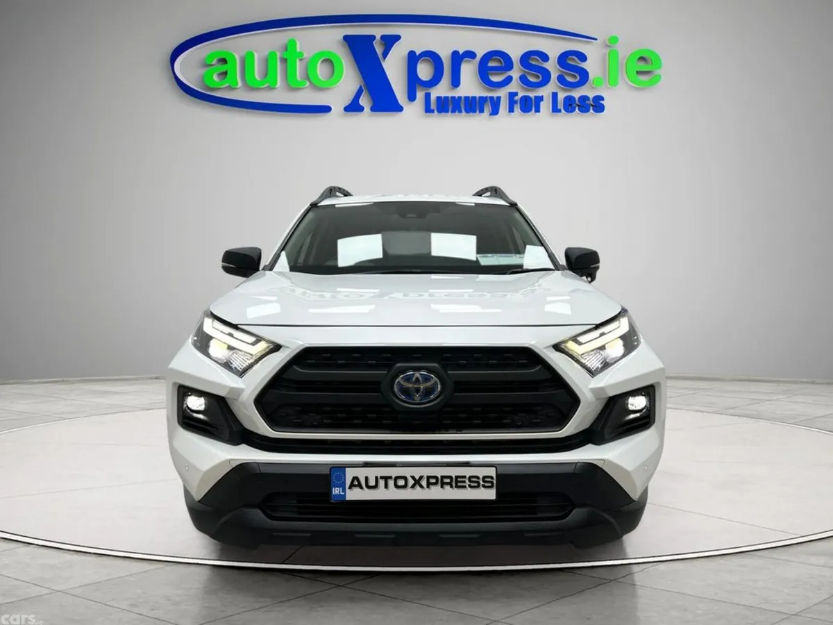 Toyota RAV4 SUV, Petrol Hybrid, 2023, White