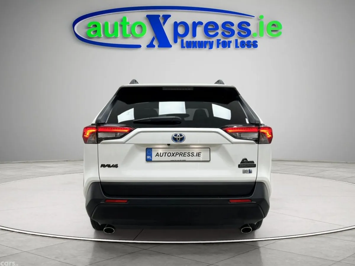 Toyota RAV4 SUV, Petrol Hybrid, 2023, White