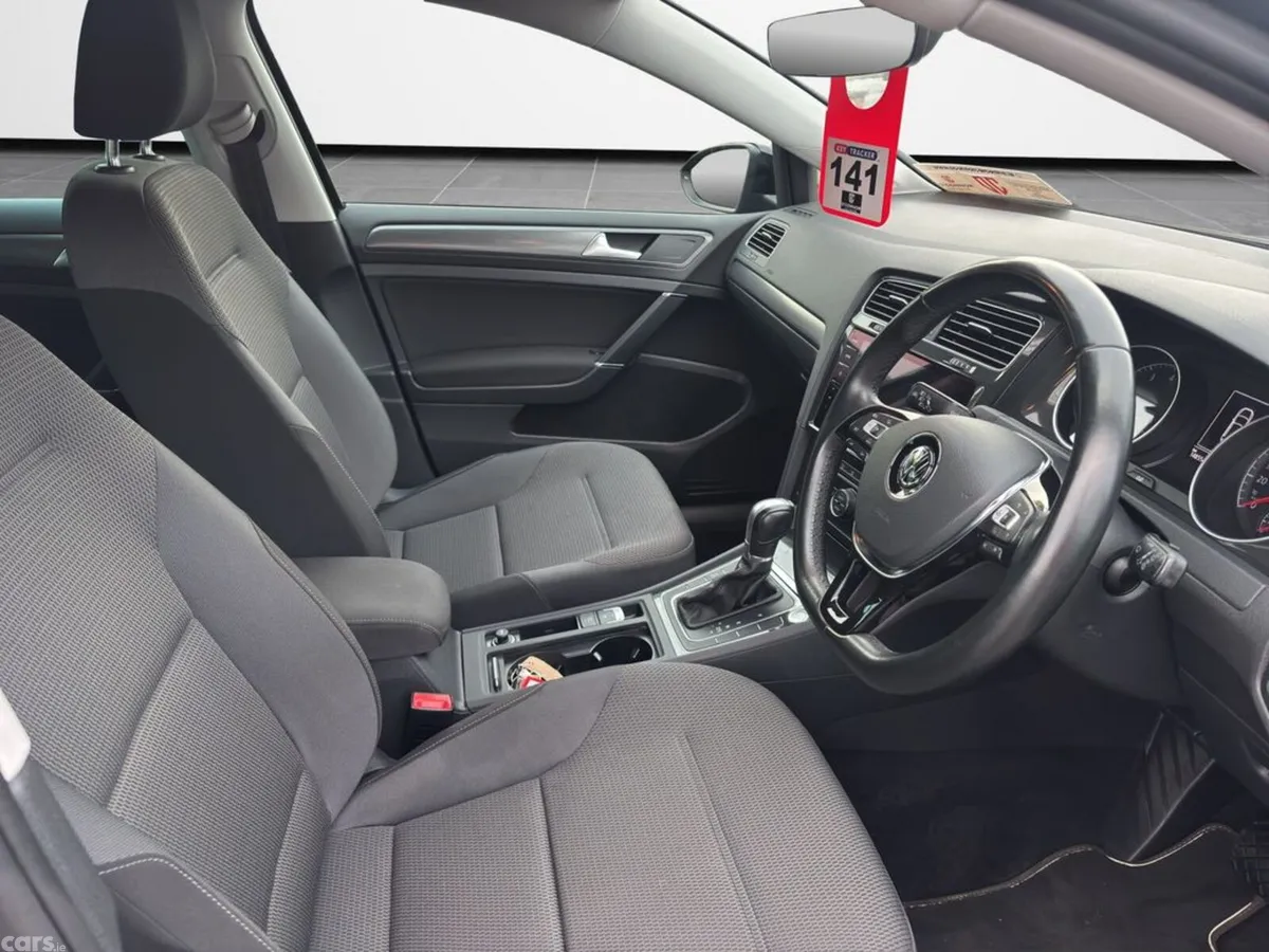 Volkswagen Golf Hatchback, Petrol, 2017, Black