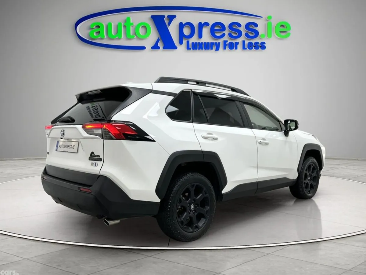 Toyota RAV4 SUV, Petrol Hybrid, 2023, White