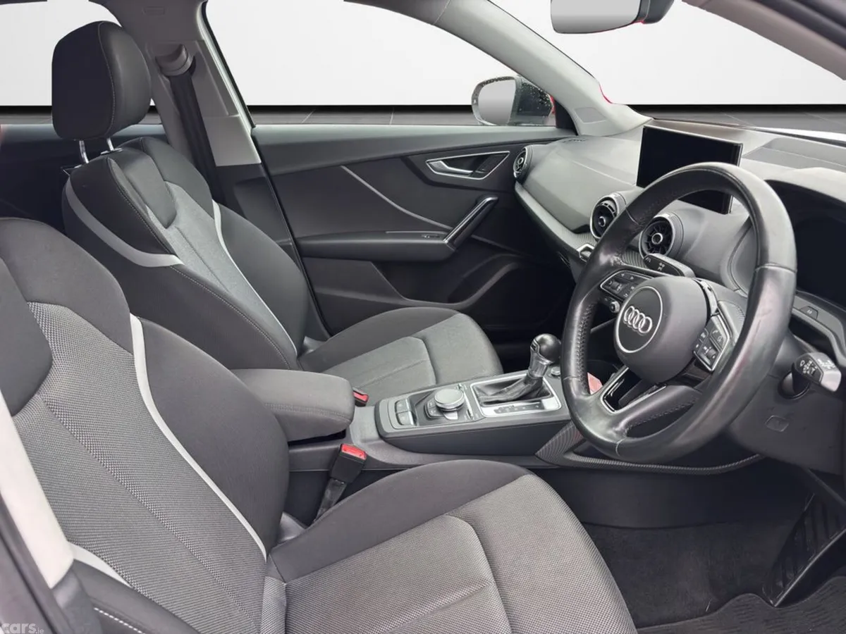 Audi Q2 SUV, Petrol, 2020, White
