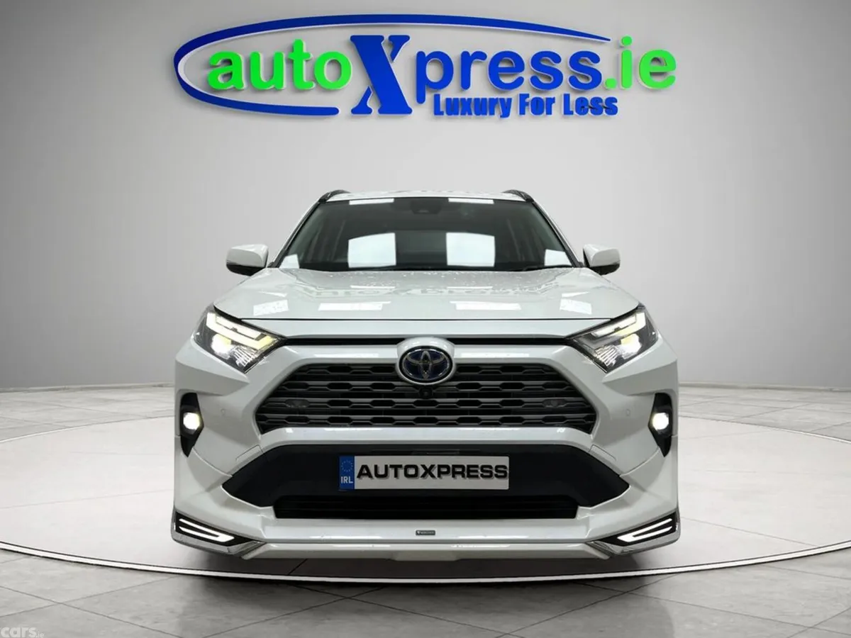 Toyota RAV4 SUV, Petrol Hybrid, 2022, White