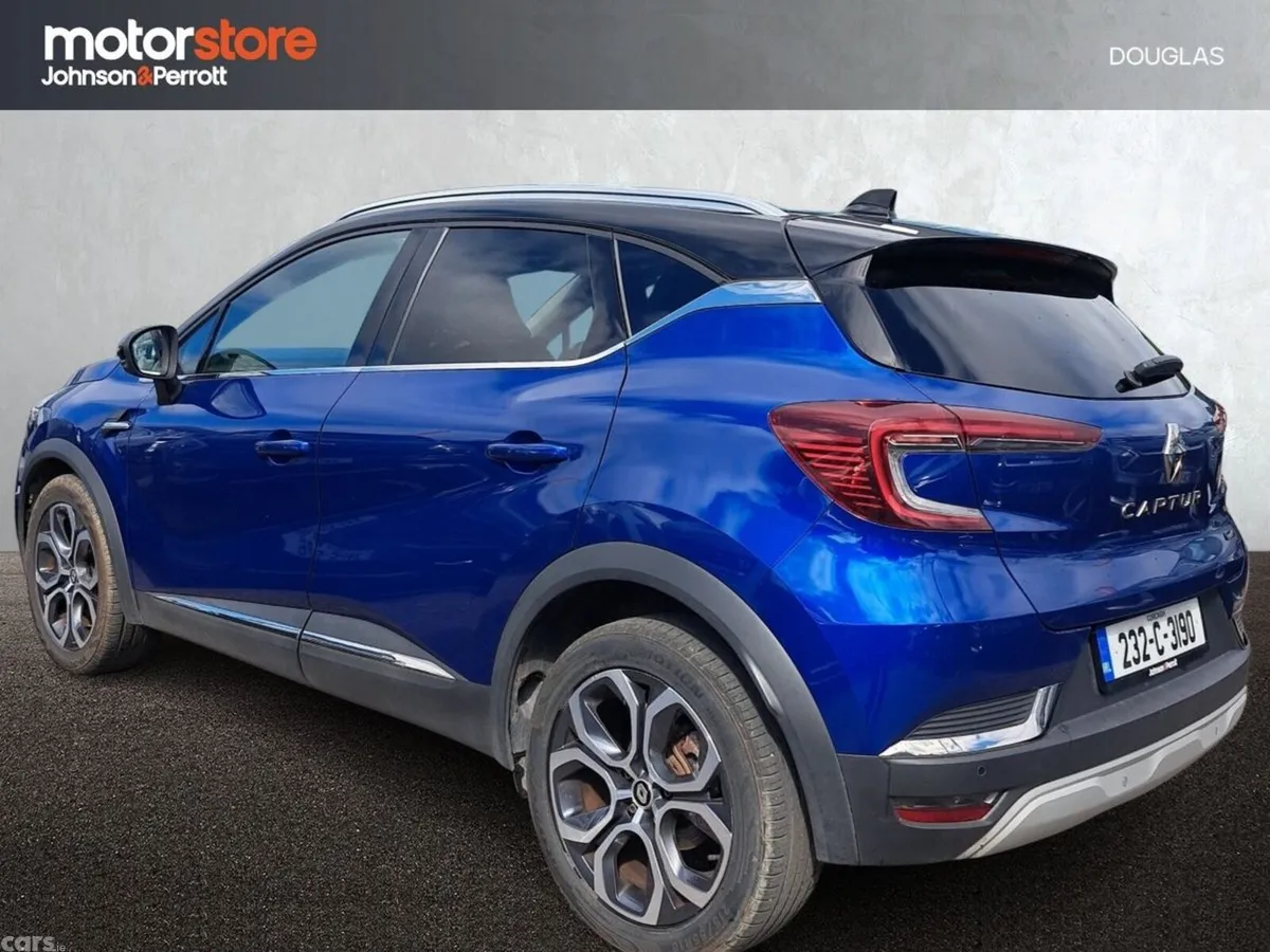 Renault Captur Hatchback, Petrol Hybrid, 2023, Blue