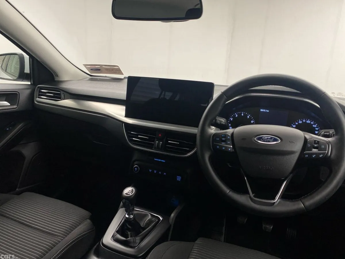 Ford Focus Hatchback, Petrol, 2024, White