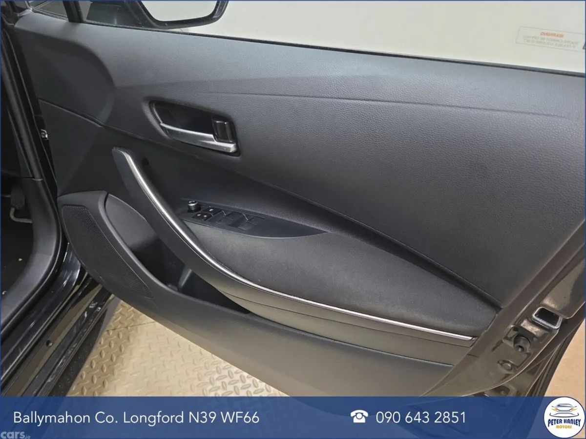 Toyota Corolla Hatchback, Petrol Hybrid, 2022, Black