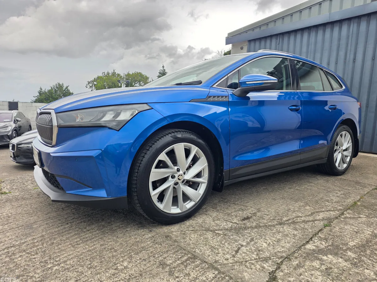 Skoda Enyaq Estate/Jeep, Electric, 2022, Blue