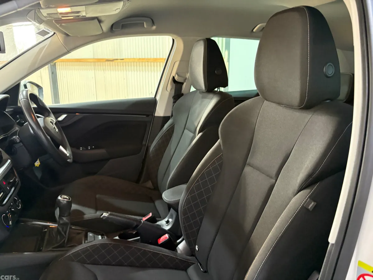 Skoda Kamiq Hatchback, Petrol, 2020, White