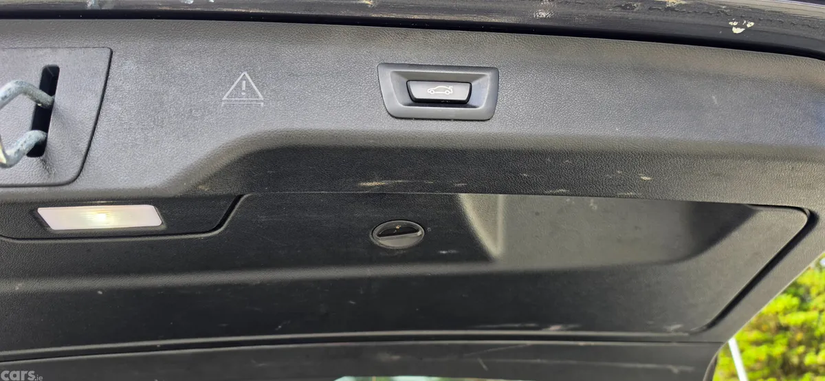 BMW 5-Series Estate, Petrol Hybrid, 2022, Grey