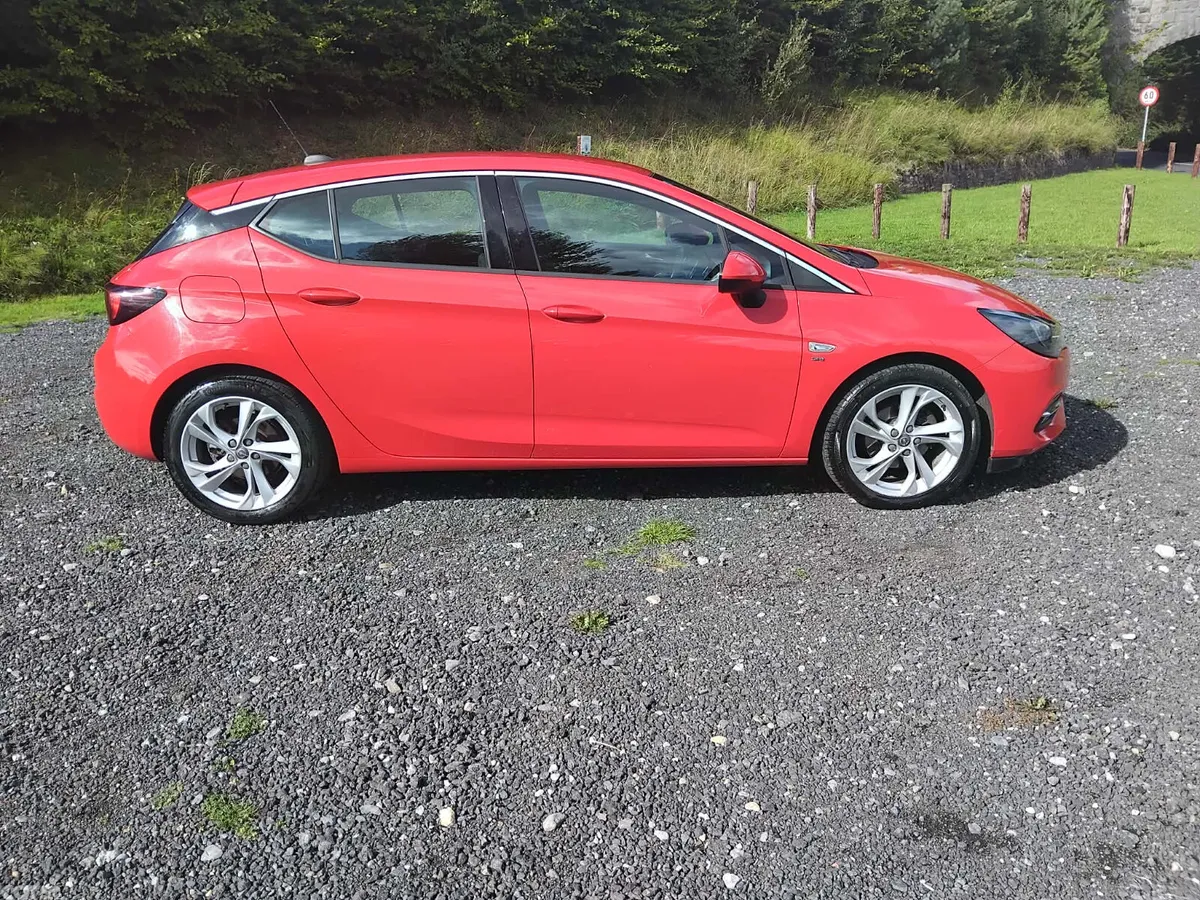 Opel Astra Hatchback, Petrol, 2020, Red