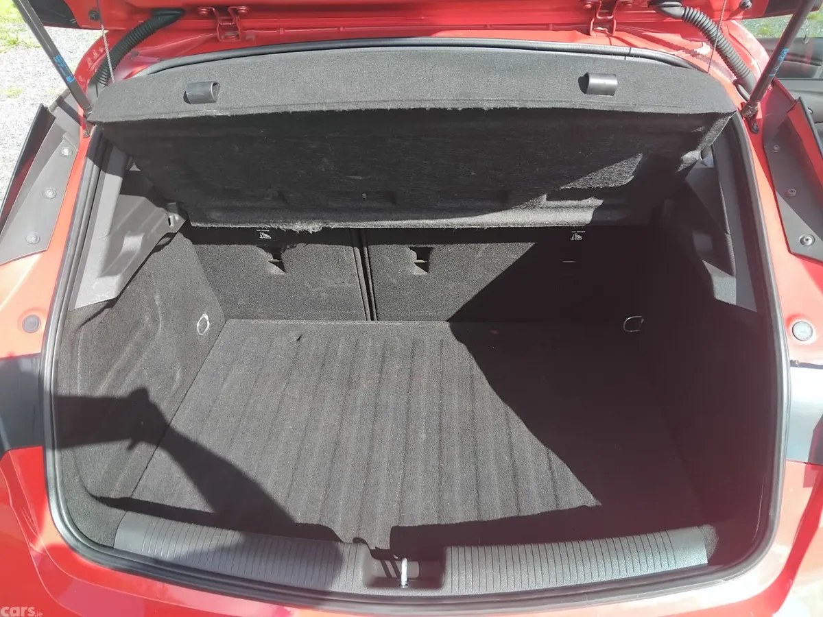 Opel Astra Hatchback, Petrol, 2020, Red