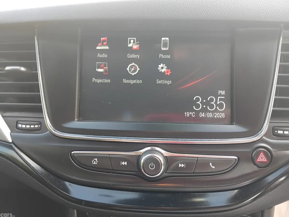 Opel Astra Hatchback, Petrol, 2020, Red