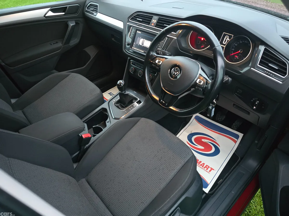 Volkswagen Tiguan SUV, Diesel, 2017, Red