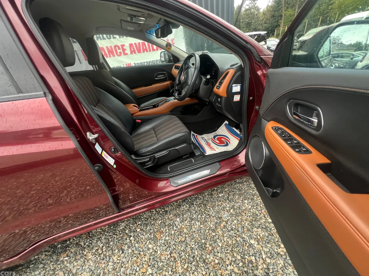 Honda Vezel MPV, Petrol Hybrid, 2015, Red