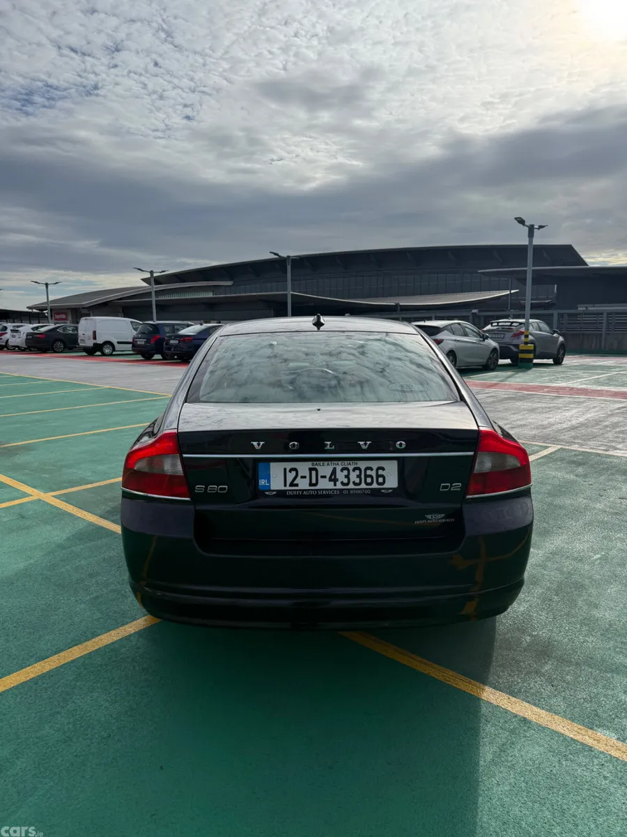 Volvo 80 Series Saloon, Diesel, 2012, Black