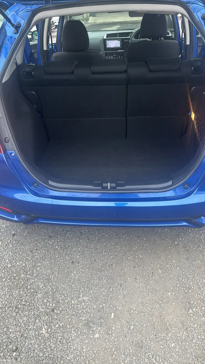 Honda Fit Hatchback, Petrol Hybrid, 2017, Blue