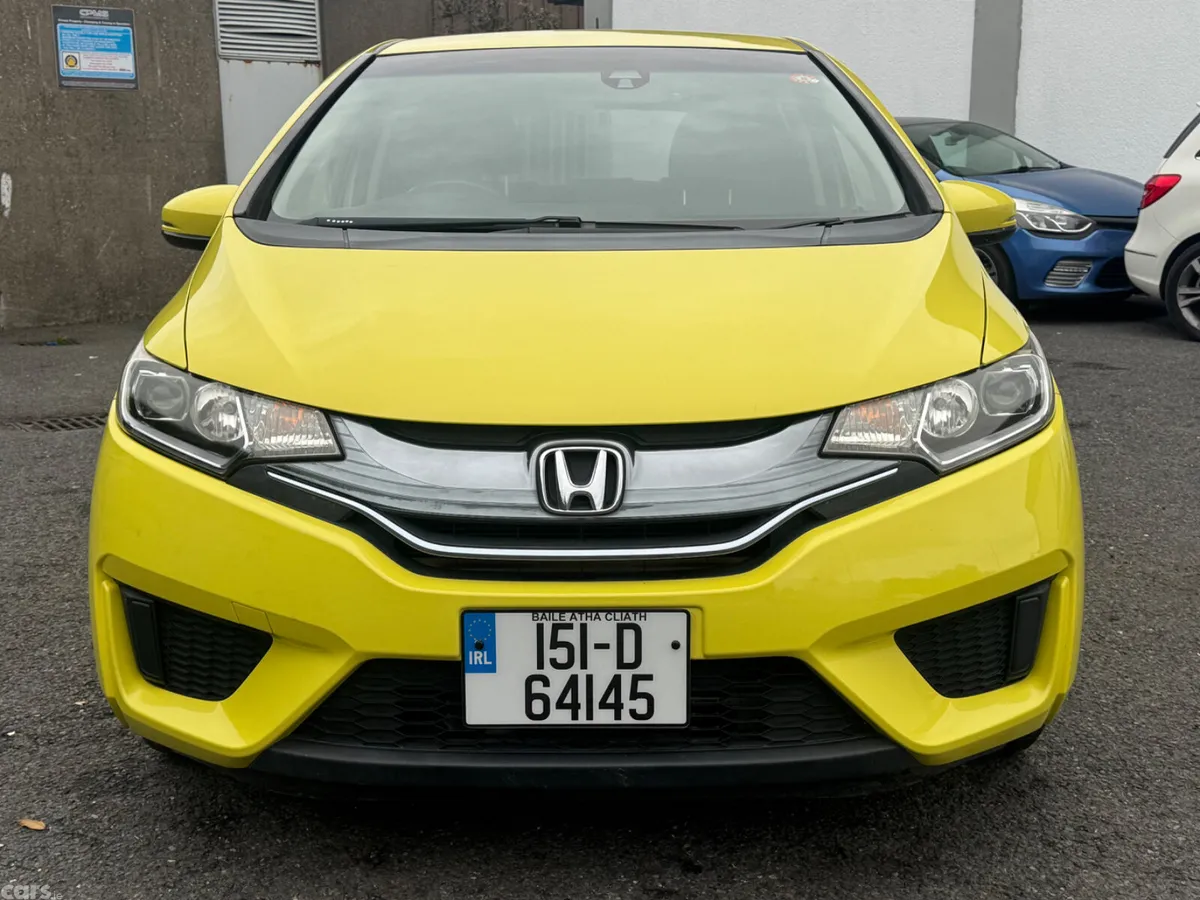 Honda Fit Hatchback, Petrol Hybrid, 2015, Yellow