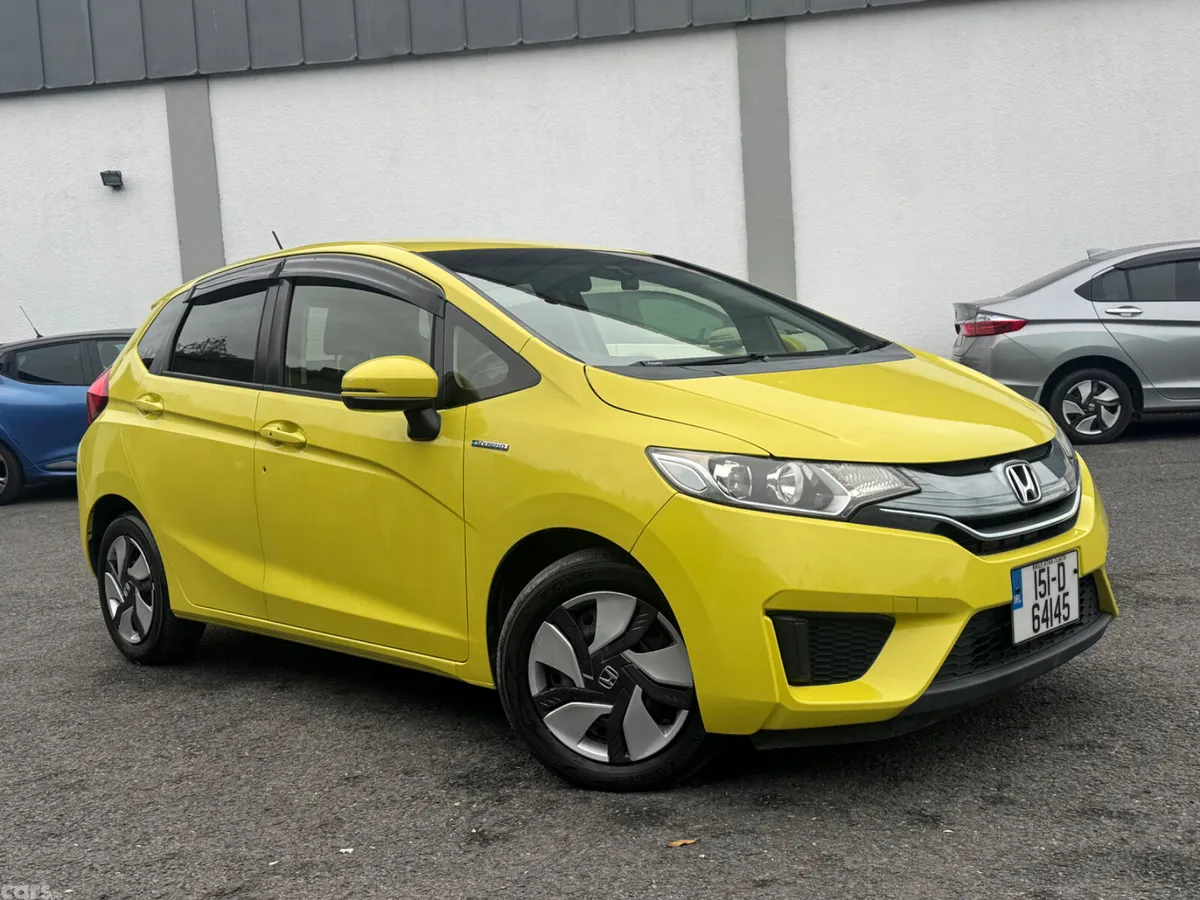 Honda Fit Hatchback, Petrol Hybrid, 2015, Yellow