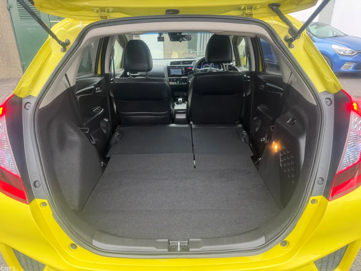 Honda Fit Hatchback, Petrol Hybrid, 2015, Yellow