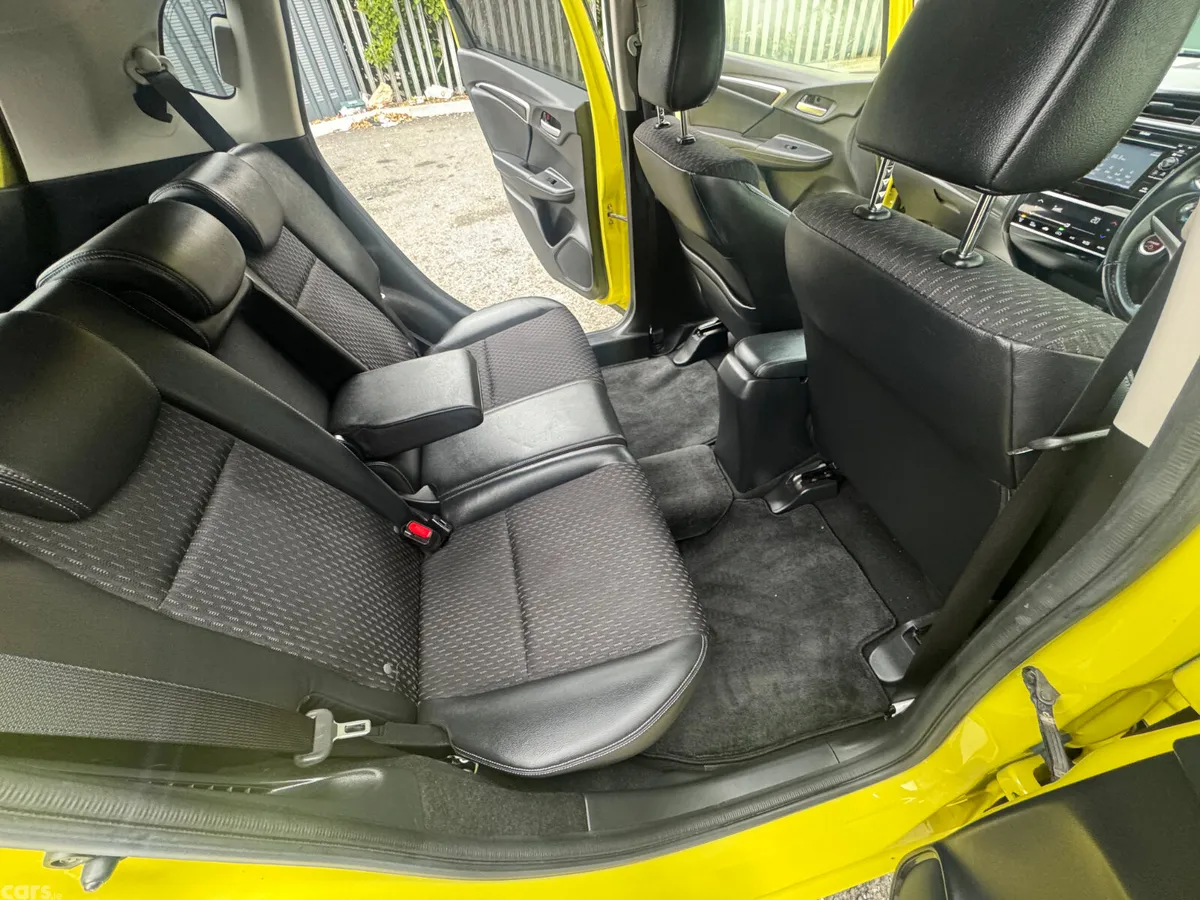 Honda Fit Hatchback, Petrol Hybrid, 2015, Yellow