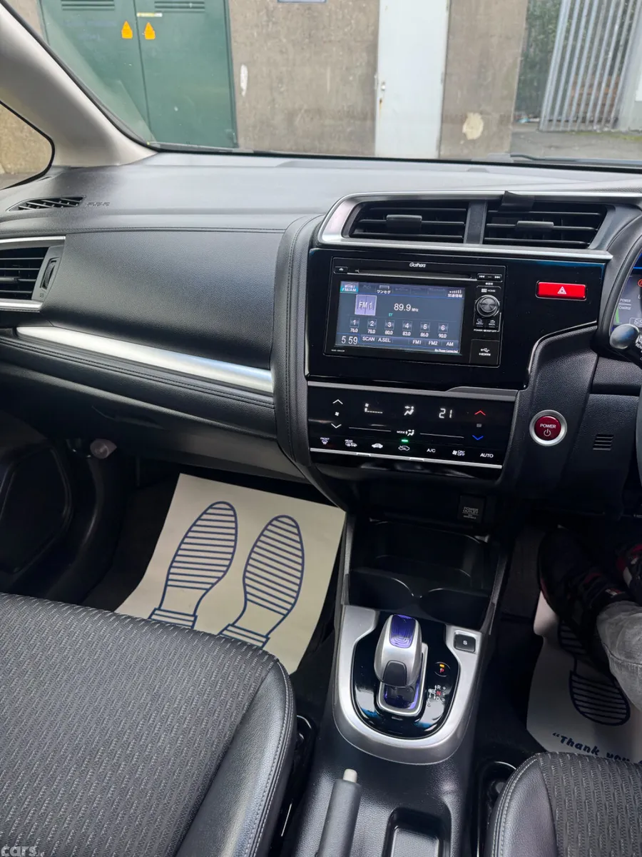 Honda Fit Hatchback, Petrol Hybrid, 2015, Yellow