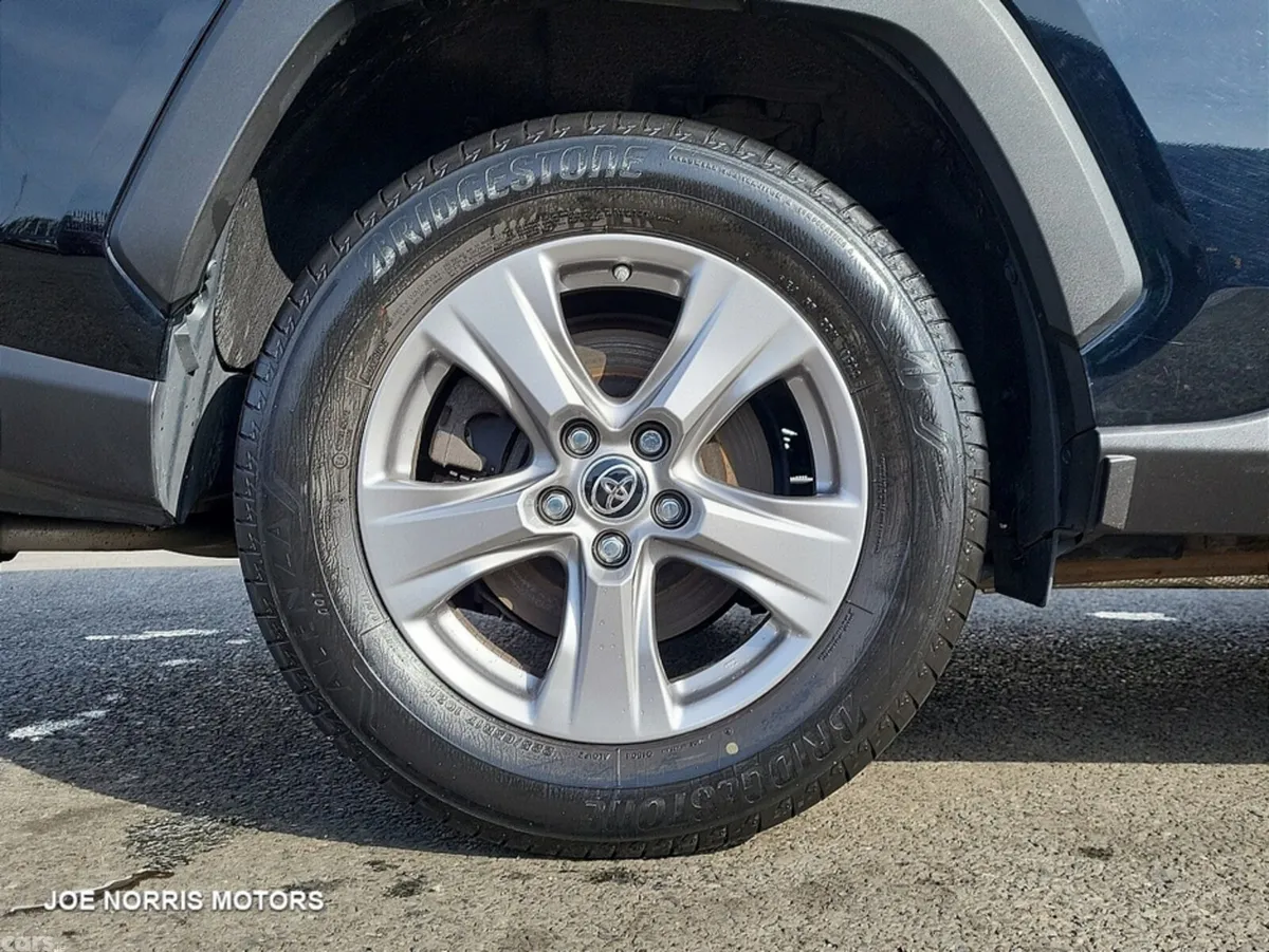 Toyota RAV4 SUV, Petrol Hybrid, 2022, Black