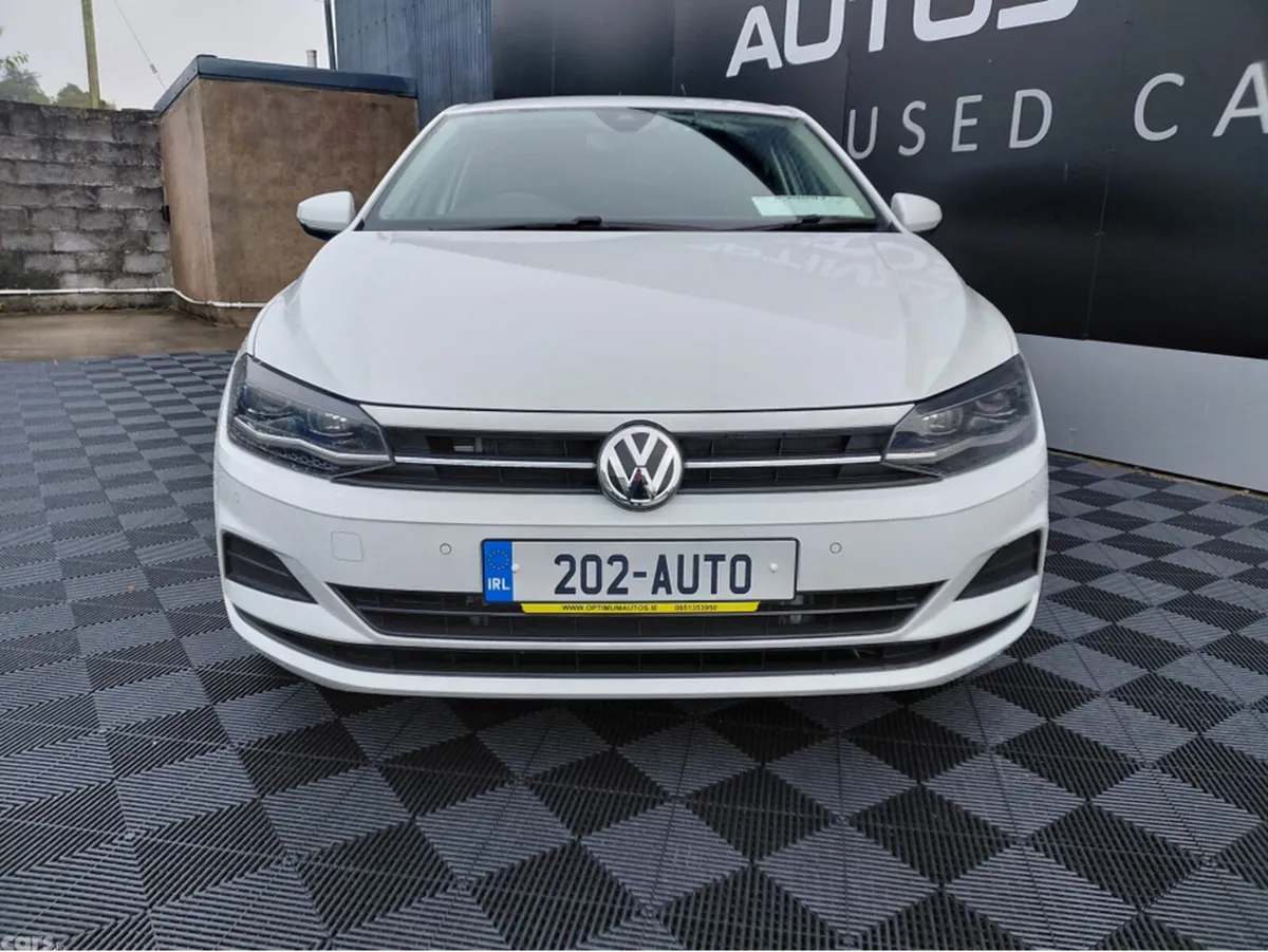 Volkswagen Polo Hatchback, Petrol, 2020, White