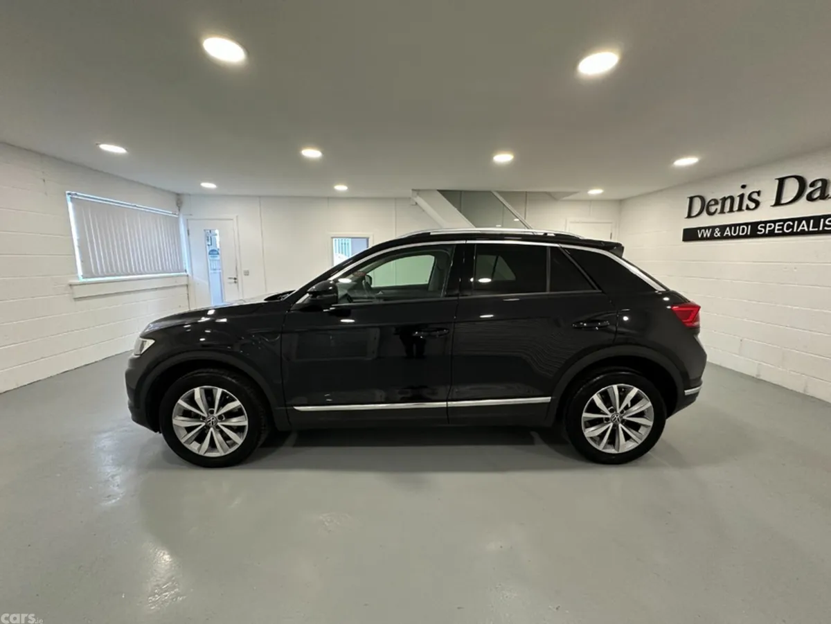 Volkswagen T-Roc SUV, Petrol, 2021, Black