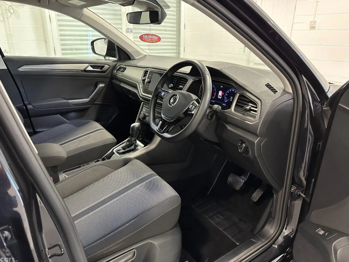 Volkswagen T-Roc SUV, Petrol, 2021, Black