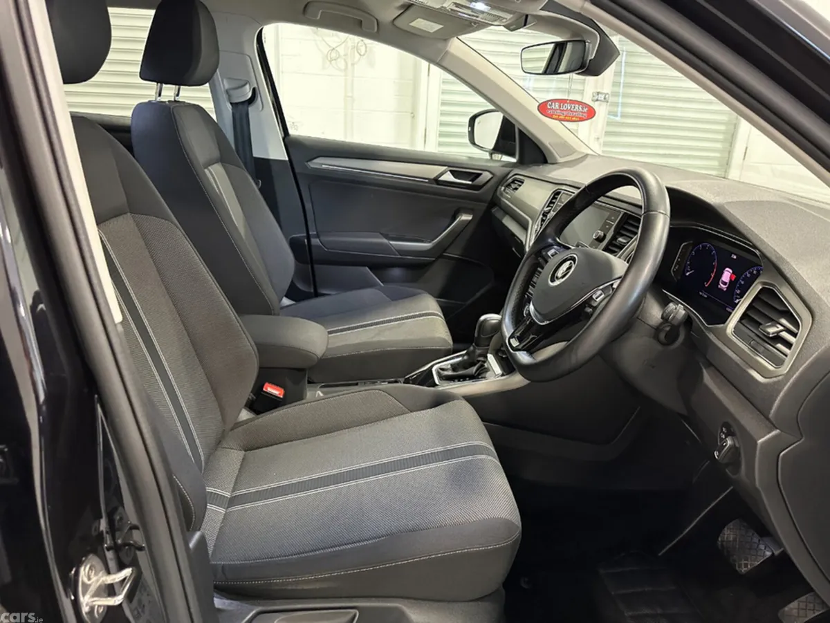 Volkswagen T-Roc SUV, Petrol, 2021, Black