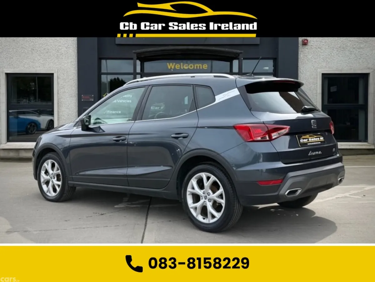 SEAT Arona Hatchback, Petrol, 2024, Grey