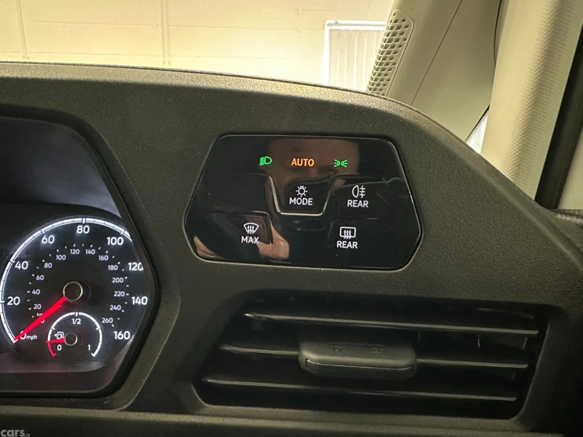 Volkswagen Caddy Van, Diesel, 2023, White