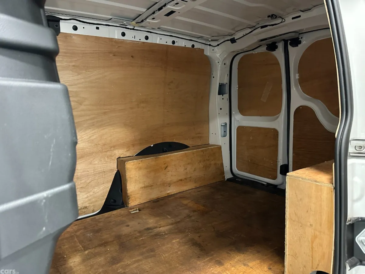 Volkswagen Caddy Van, Diesel, 2023, White