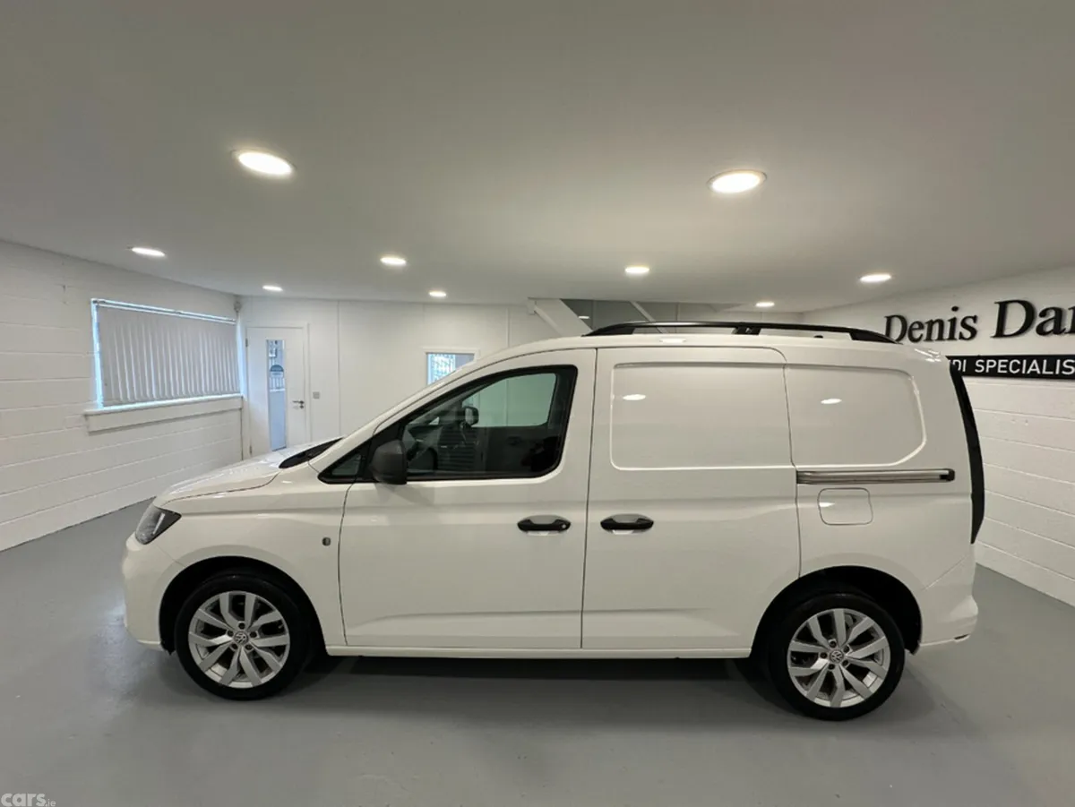 Volkswagen Caddy Van, Diesel, 2023, White