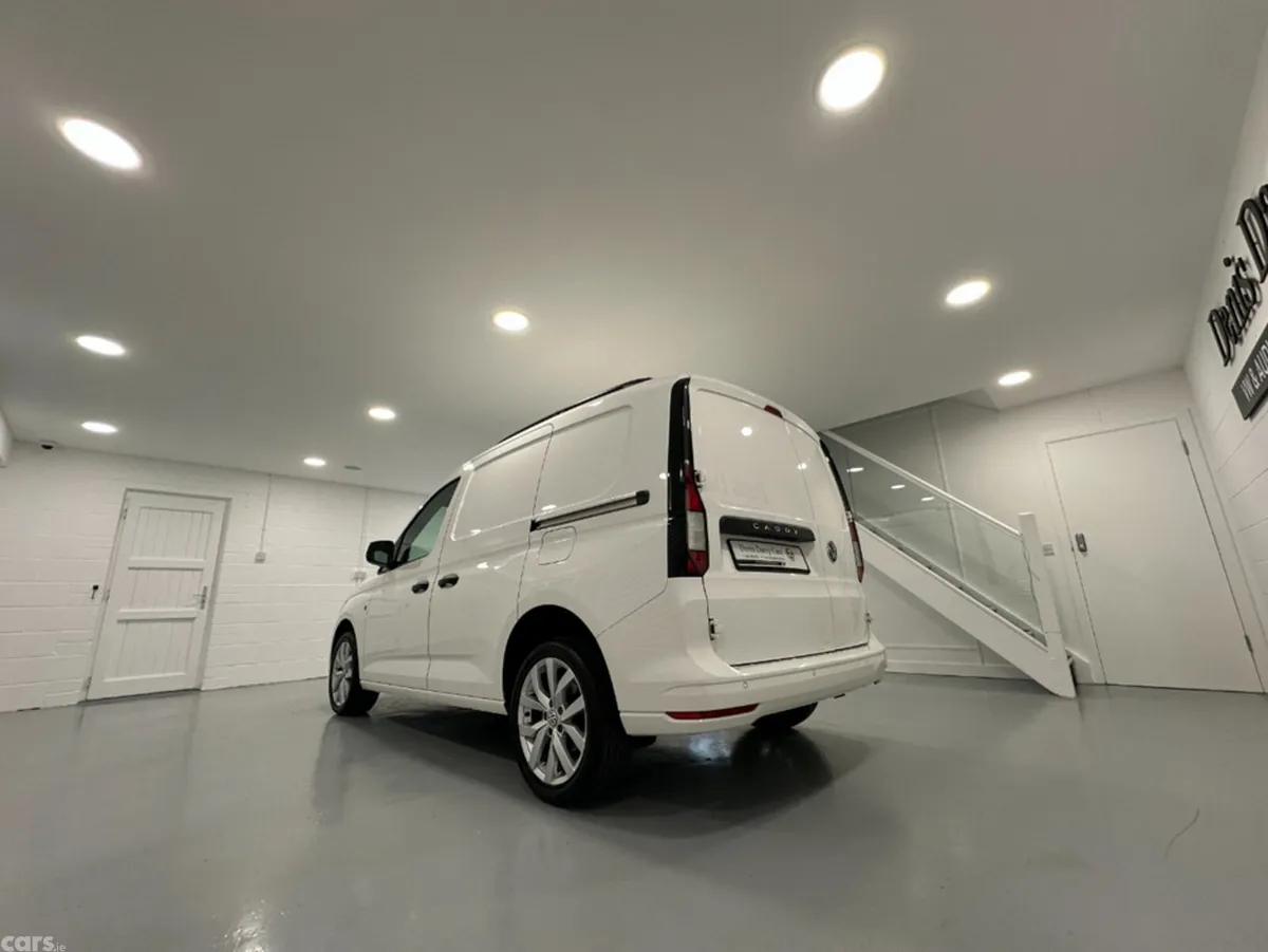 Volkswagen Caddy Van, Diesel, 2023, White