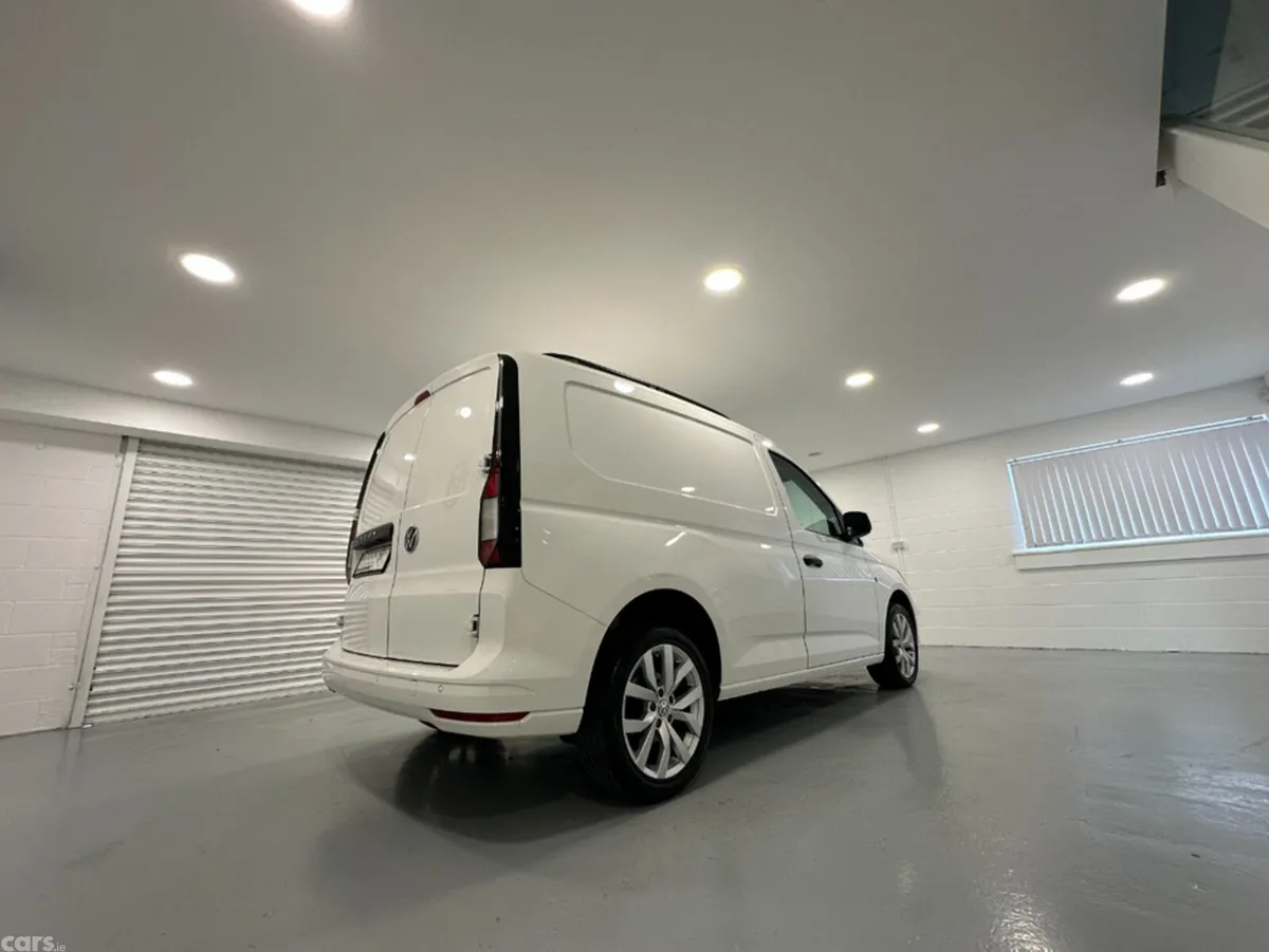 Volkswagen Caddy Van, Diesel, 2023, White