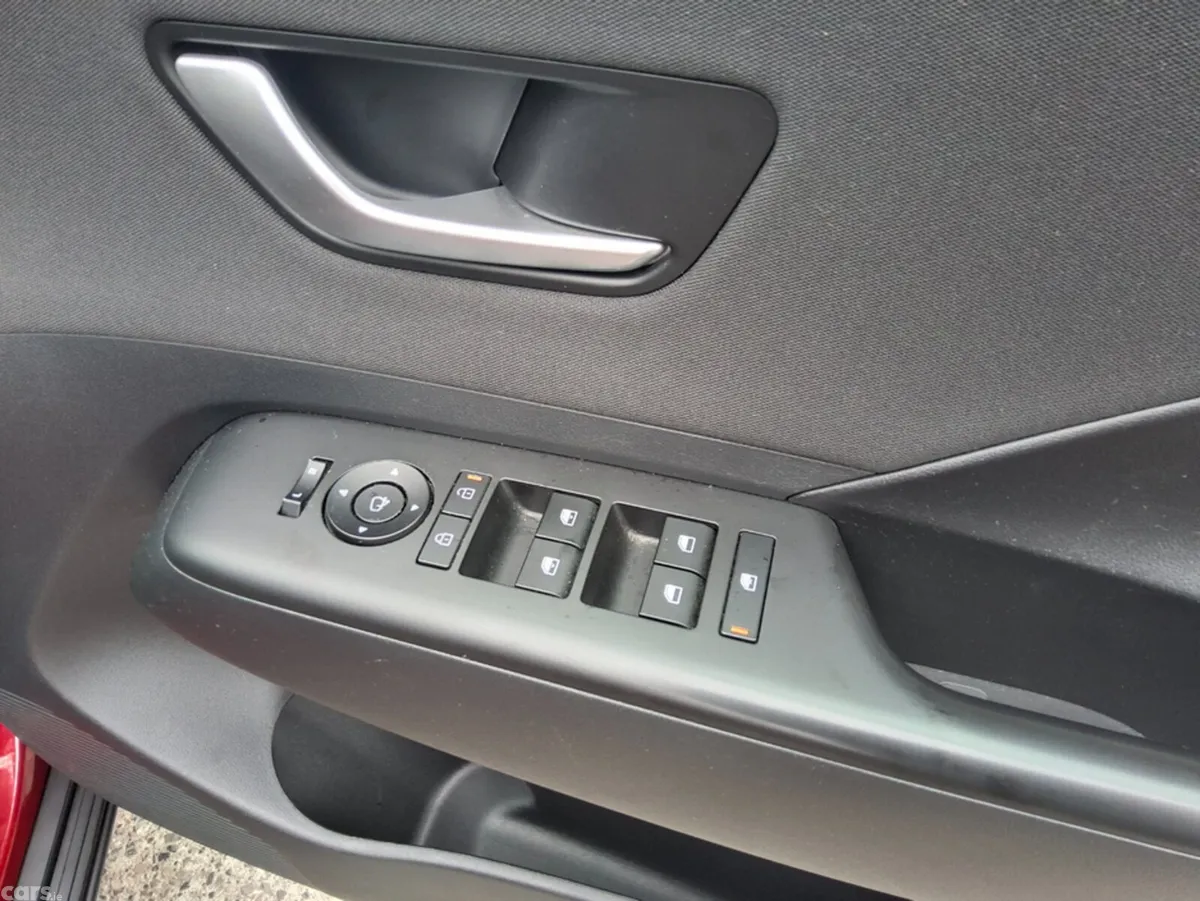 Hyundai KONA MPV, Petrol Hybrid, 2024, Red